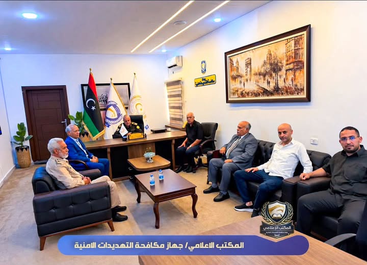 [ زيارة عمل لتفعيل التعاون بين جهاز مكافحة التهديدات الأمنية وجهاز مكافحة الجرائم المالية وغسيل الأموال ]